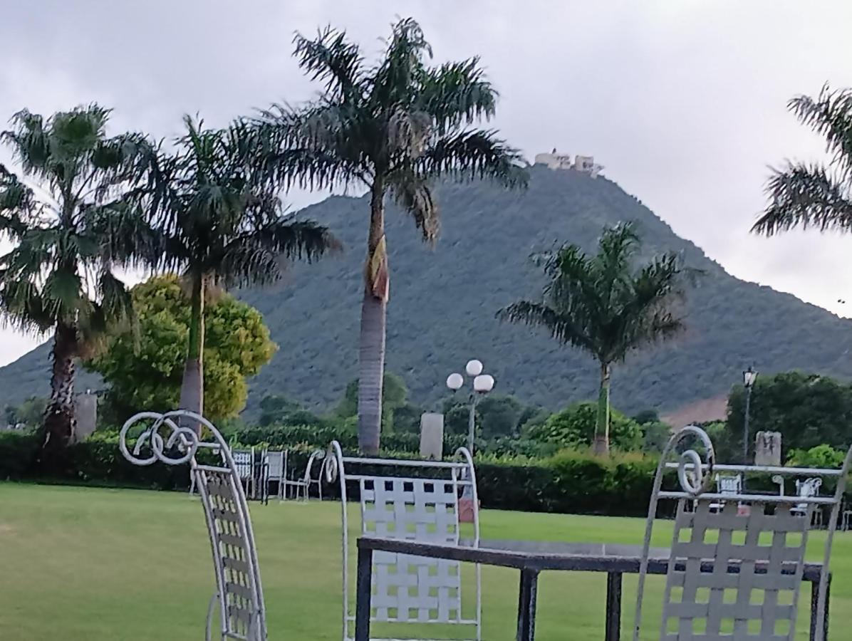 Resorts Country Side - Refined By Nature Pushkar Buitenkant foto